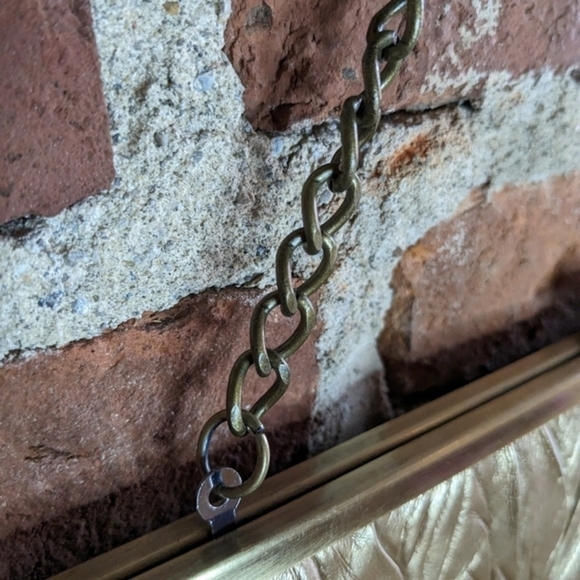 Vintage‎ Jessica McClintock Gold Clutch with Hideaway Chain - Picture 5 of 11